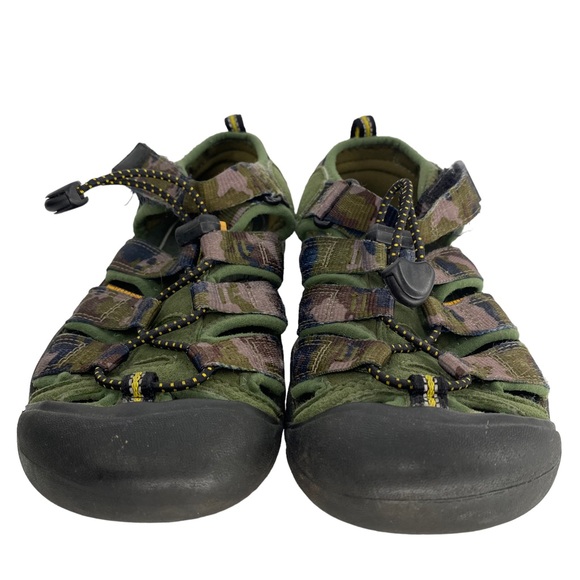 Keen Newport Camo Sandal Hiking Green Youth Size 2 - Picture 2 of 7